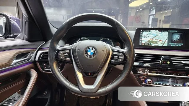 BMW 5 Series (G30) 2018 Черный из Кореи, фото 5