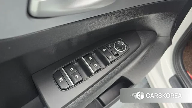 Kia The New K3 2nd generation 2022 Белый из Кореи, фото 5