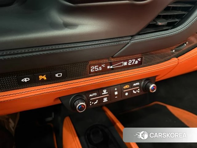 Ferrari F8 Spider 2021 Серый из Кореи, фото 5