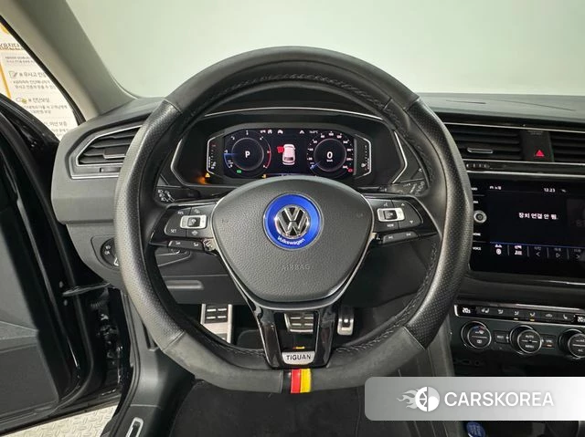 Volkswagen Tiguan second Generation 2020 Черный из Кореи, фото 5