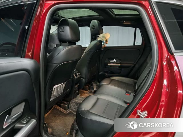 Mercedes-Benz GLA 2022 Серебристо-серый из Китая, фото 5