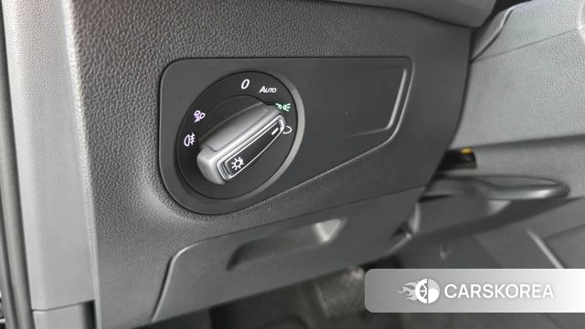 Volkswagen Tiguan second Generation 2022 Черный из Кореи, фото 5