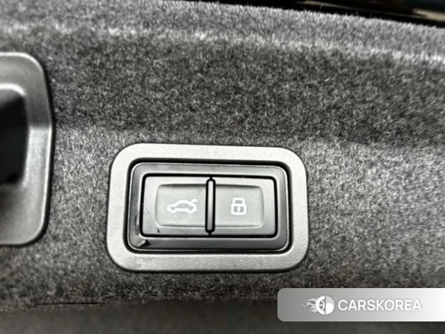 Audi A6L 2025 Черный из Китая, фото 5