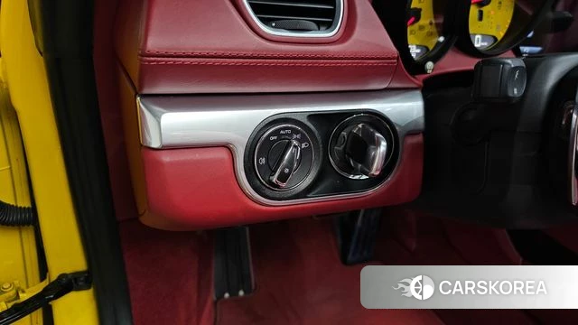 Porsche 718 Boxster 2019 Желтый из Кореи, фото 5