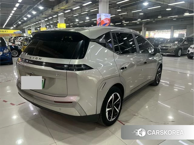 Aian AION Y 2023 Серебристо-серый из Китая, фото 5