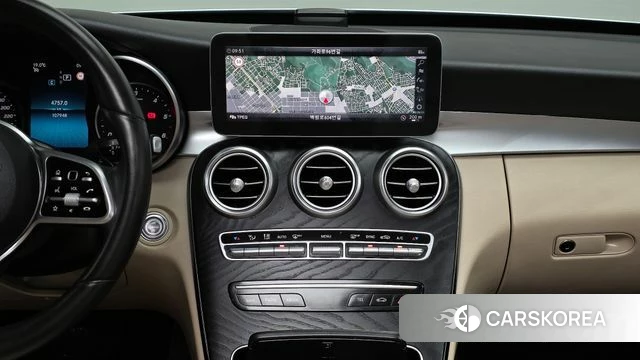 Mercedes-Benz C-Class W205 2019 Серебряный из Кореи, фото 5