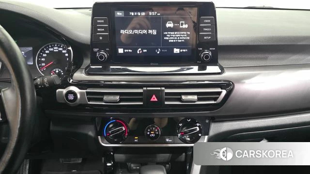 Kia Seltos 2019 Белый из Кореи, фото 5