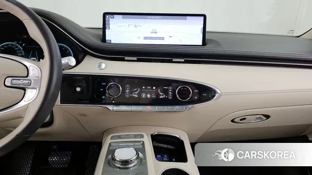 Genesis GV70 2023 Белый из Кореи, фото 5