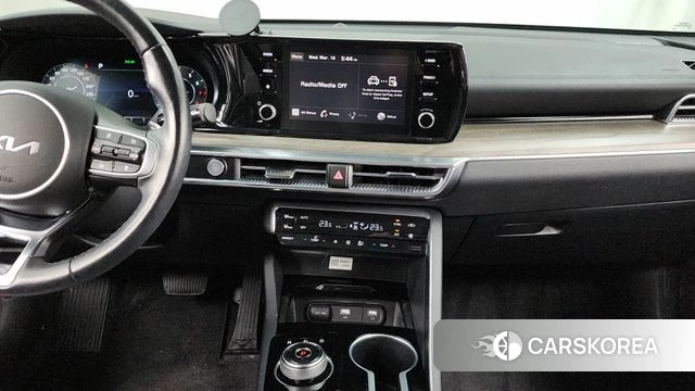 Kia K5 3rd generation 2021 Серый из Кореи, фото 5