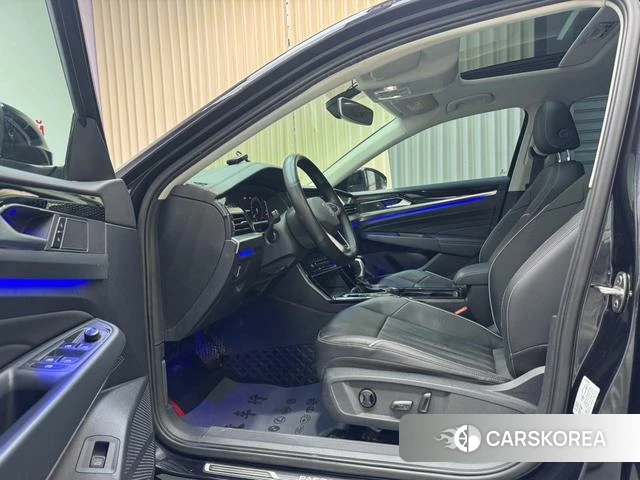 Volkswagen Passat 2022 Черный из Китая, фото 5