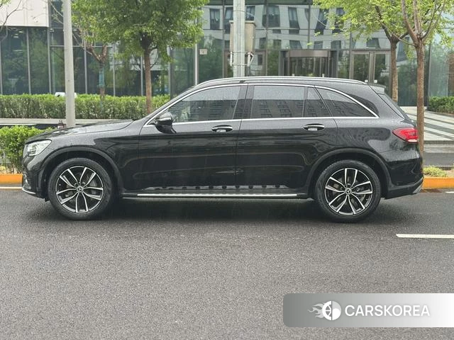 Mercedes-Benz GLC 2021 Черный из Китая, фото 5
