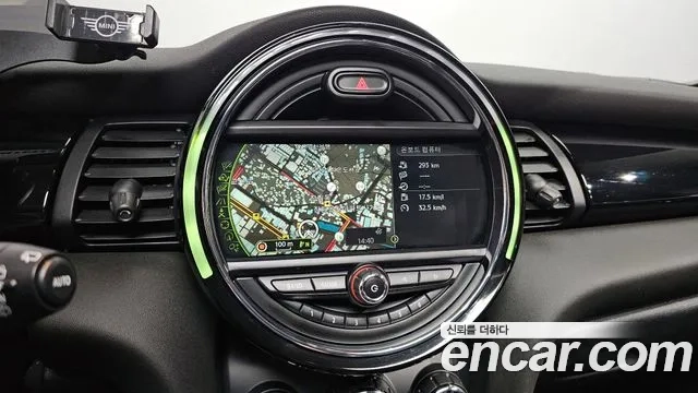 Mini Cooper D 2018 Жемчужный цвет из Кореи, фото 5