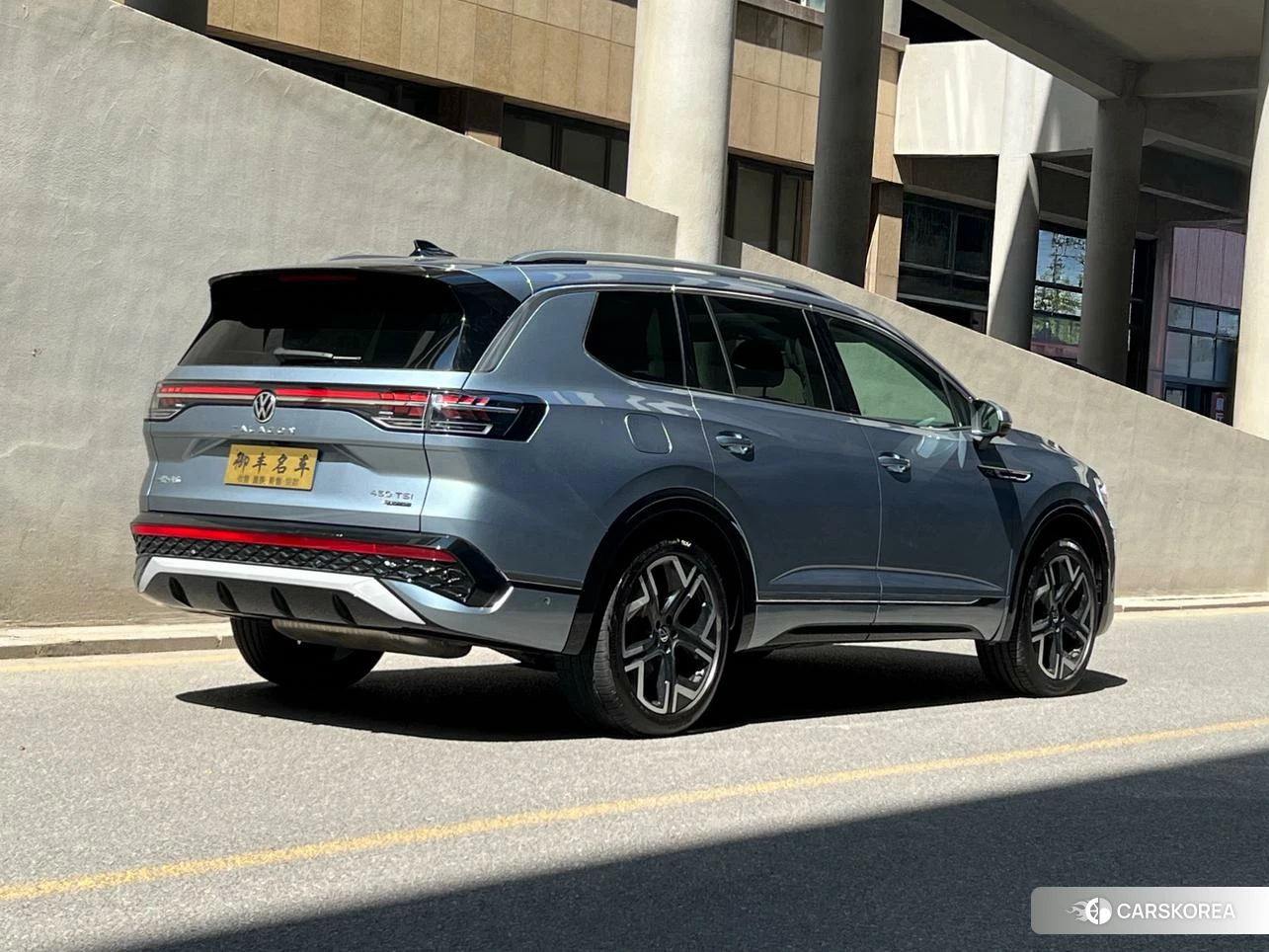 Volkswagen Lanjing 2025 Синий из Китая, фото 5