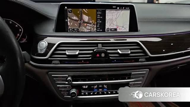 BMW 7 Series (G11) 2020 Белый из Кореи, фото 5