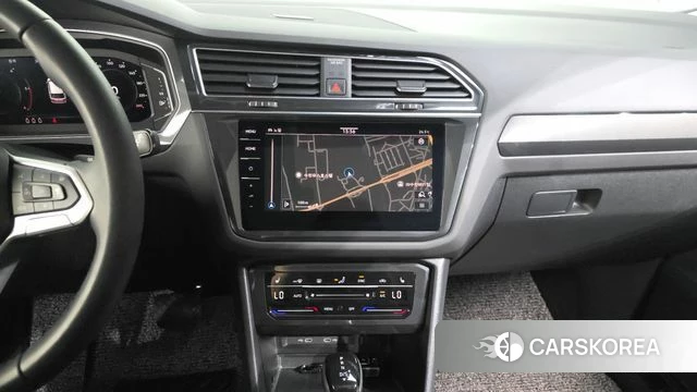 Volkswagen Tiguan second Generation 2024 Черный из Кореи, фото 5