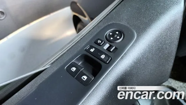 Hyundai Staria 2022 Черный из Кореи, фото 5