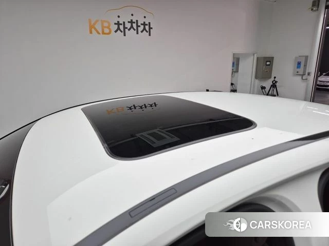 Mercedes-Benz E-Class W213 2021 Белый из Кореи, фото 5