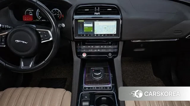 Jaguar F-PACE 2018 Белый из Кореи, фото 5