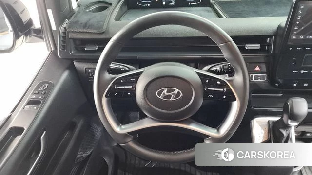 Hyundai Staria 2023 Белый из Кореи, фото 5