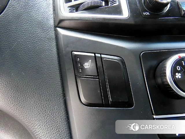 Hyundai The New Grand Starex 2019 Серебристо-серый из Кореи, фото 5