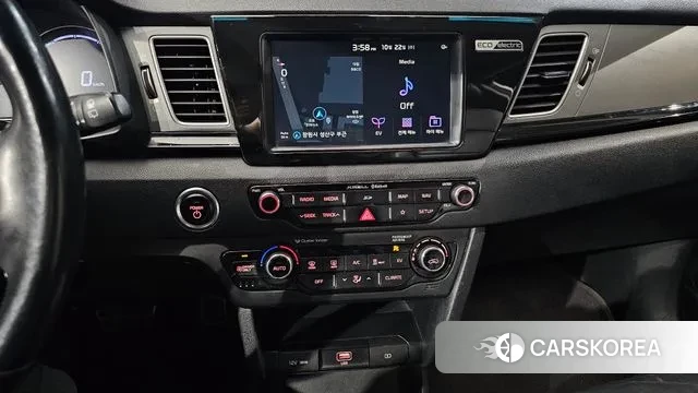 Kia Niro EV 2018 Белый из Кореи, фото 5