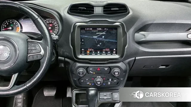 Jeep Renegade 2021 Белый из Кореи, фото 5