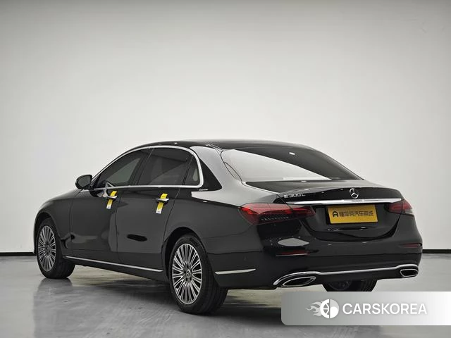 Mercedes-Benz E-class 2022 Черный из Китая, фото 5