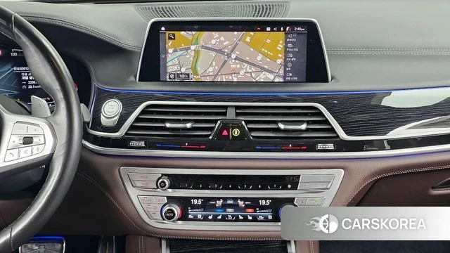 BMW 7 Series (G11) 2021 Черный из Кореи, фото 5