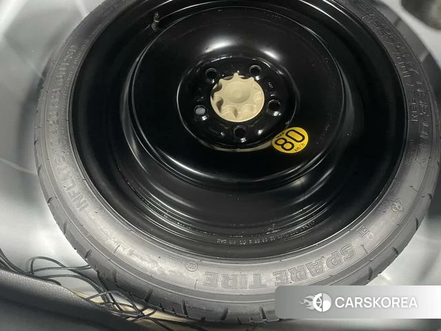 Toyota Corolla 2023 Белый из Китая, фото 5