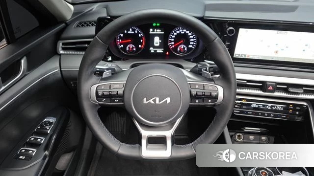 Kia K5 3rd generation 2022 Черный из Кореи, фото 5