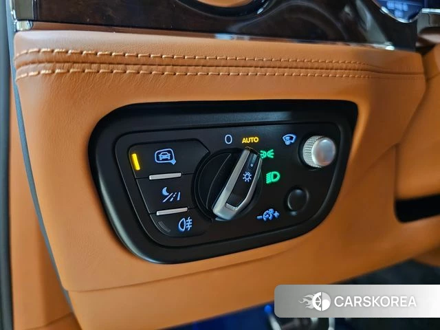 Bentley Bentayga 2022 Серый из Кореи, фото 5