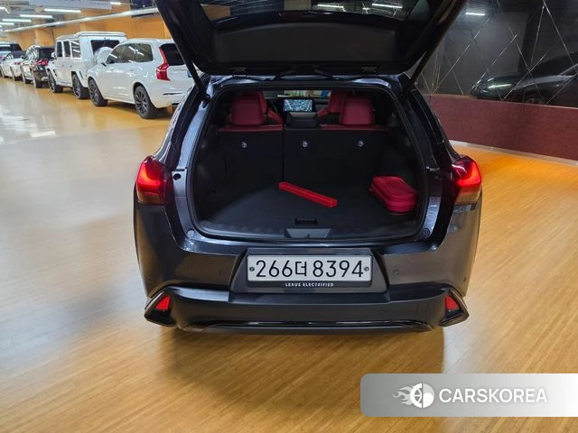 Lexus UX300h 2026 Серый из Кореи, фото 5