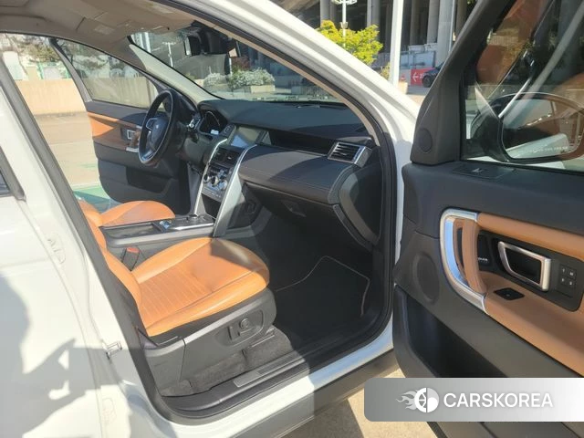 Land Rover Discovery Sports 2019 Белый из Кореи, фото 5