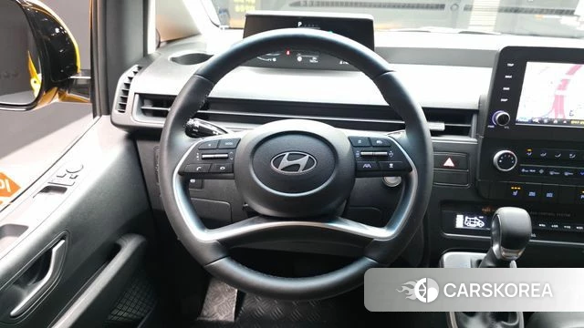 Hyundai Staria 2025 Желтый из Кореи, фото 5