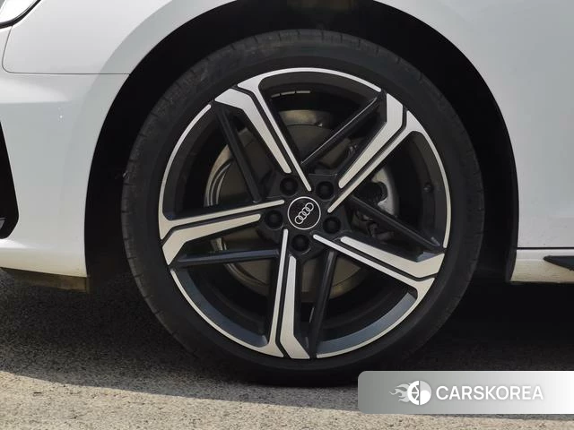 Audi A4L 2025 Белый из Китая, фото 5