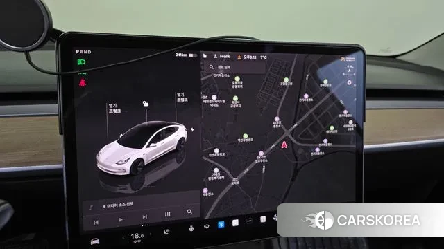Tesla Model 3 2022 Белый из Кореи, фото 5