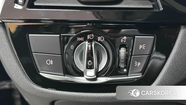 BMW 5 Series (G30) 2022 Черный из Кореи, фото 5