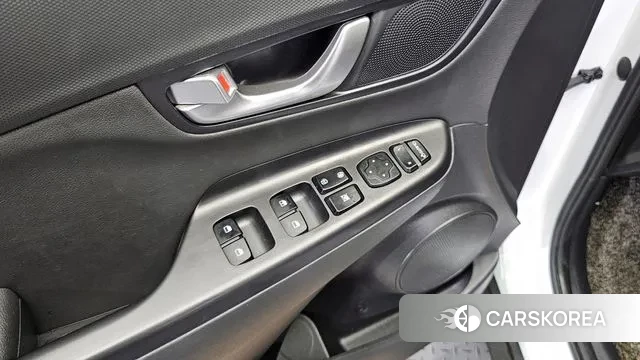 Hyundai The New Kona 2021 Белый из Кореи, фото 5