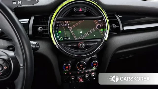 Mini Cooper 2019 Жемчужный цвет из Кореи, фото 5