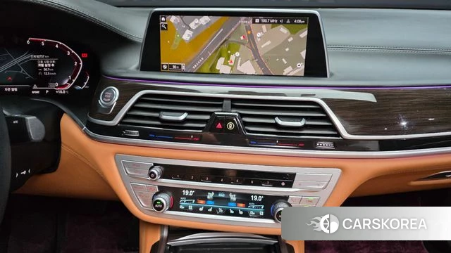 BMW 7 Series (G11) 2021 Белый из Кореи, фото 5