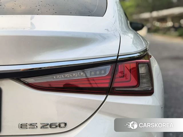 Lexus ES 2021 Белый из Китая, фото 5