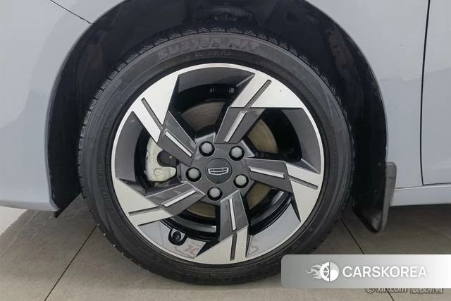 Geely Automobile Emgrand L HiP 2023 Темно-серый из Китая, фото 5