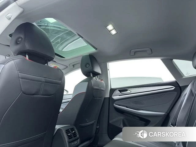 Volkswagen Lingdu 2022 Белый из Китая, фото 5