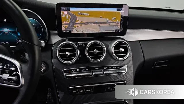 Mercedes-Benz C-Class W205 2021 Белый из Кореи, фото 5