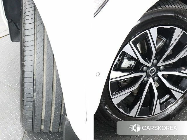 Volvo XC60 second Generation 2024 Белый из Кореи, фото 5