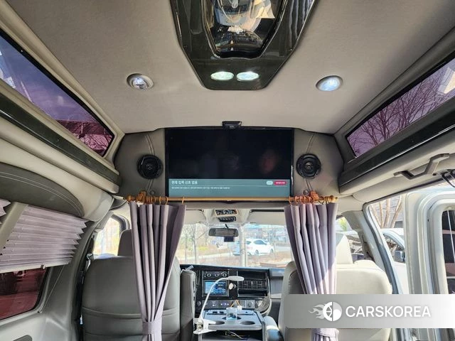 Chevrolet Express Van 2018 Серебряный из Кореи, фото 5