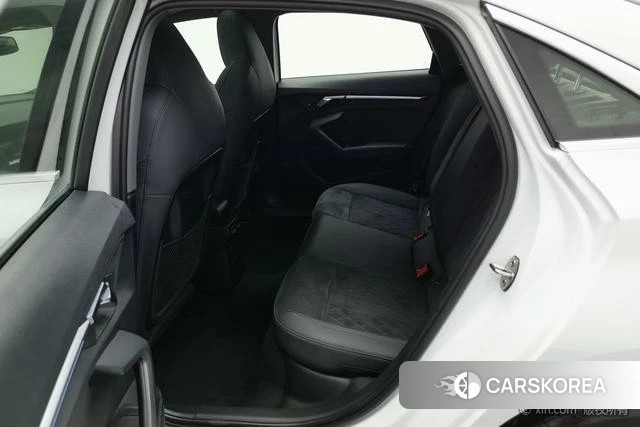 Audi A3 2021 Белый из Китая, фото 5