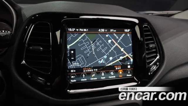 Jeep Compass 2nd Generation 2019 Белый из Кореи, фото 5