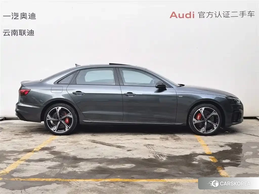Audi A4L 2024 Silver/gray из Китая, фото 5