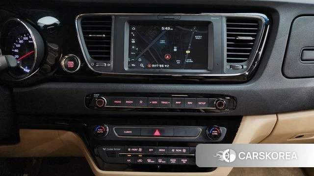 Kia The New Carnival 2018 Белый из Кореи, фото 5